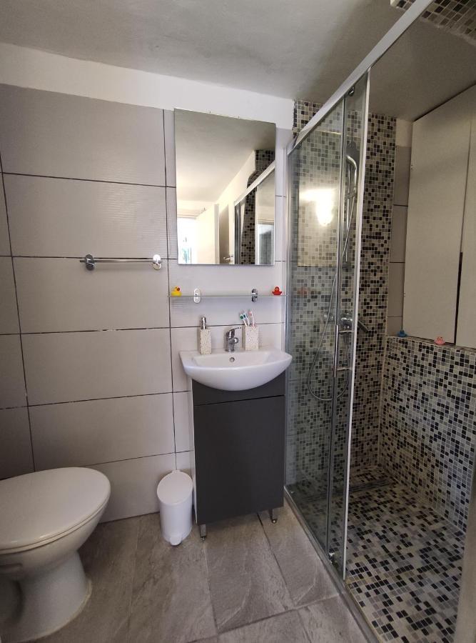 Apartment Tona Шибеник Экстерьер фото